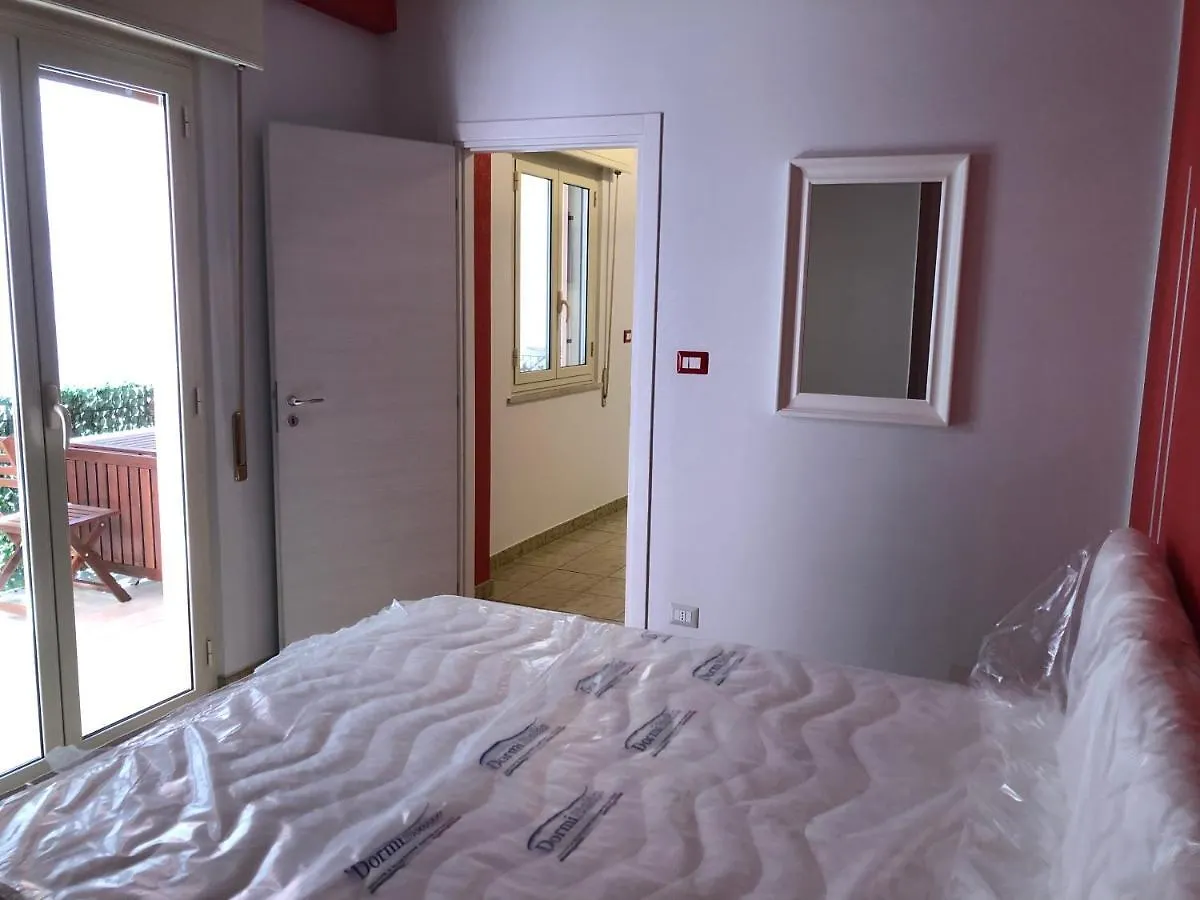 Holiday House In Lungomare Tysandros Giardini Naxos