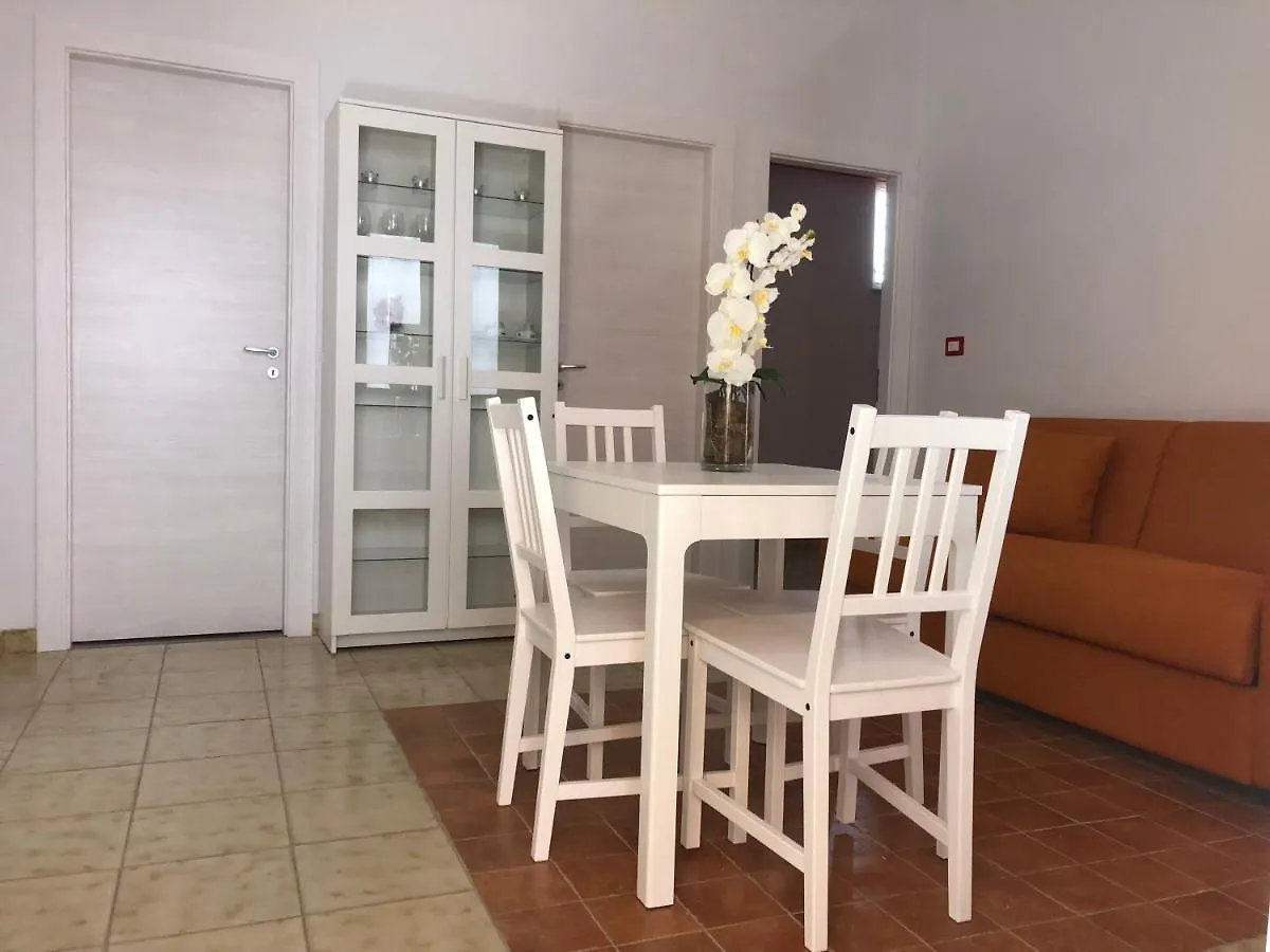 Holiday House In Lungomare Tysandros Giardini Naxos Italy